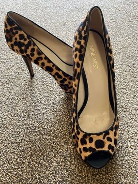 Nine West leopard print heels - like new